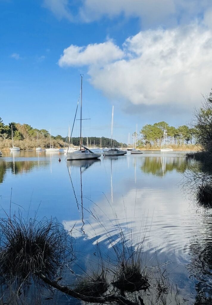Le lac d'Hourtin à proximité du camping GCA
