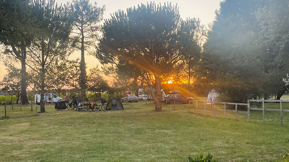 Le camping GCA proche d’Hourtin, vous accueille dans une ambiance familiale et chaleureuse