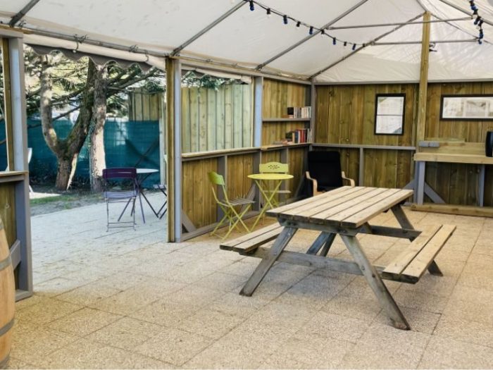 L'espace commun du camping GCA, aire naturelle de camping en Gironde, à Naujac-sur-Mer