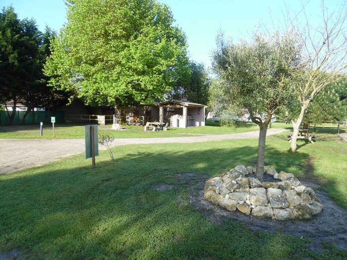 Vue du camping GCA, aire naturelle de camping en Gironde
