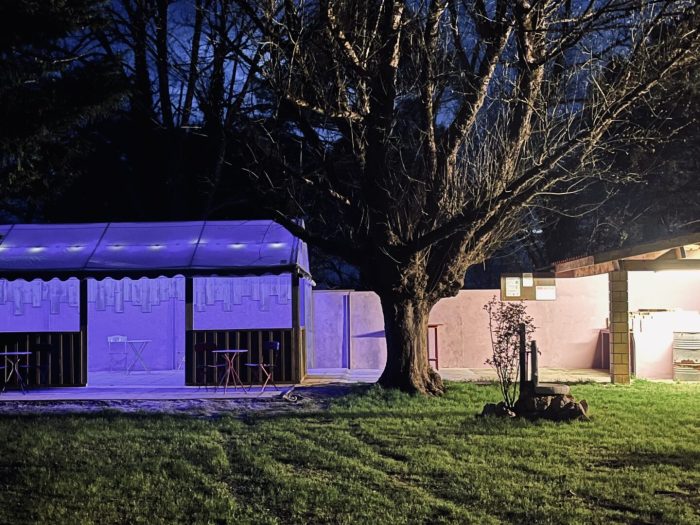 L'espace commun du camping naturel GCA près d'Hourtin